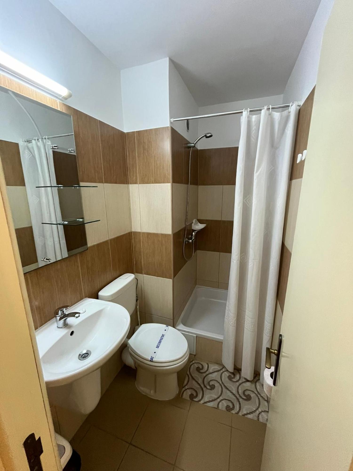 Hotel Metropol Mamaja Zewnętrze zdjęcie
